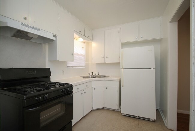 Foto del edificio - 8807 Timberside Dr