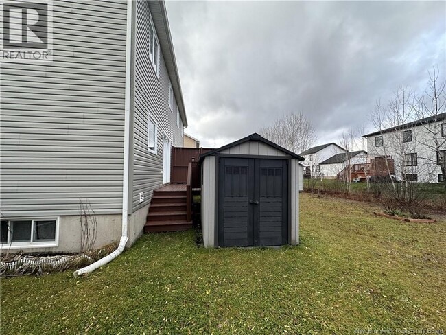 Building Photo - 488 Evergreen Dr