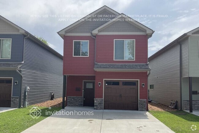 Building Photo - 211 Golf Club Ln