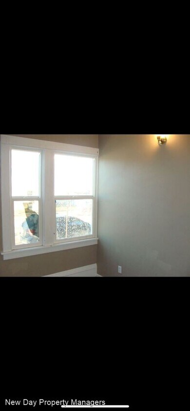 Building Photo - 2 br, 1 bath House - 613 13th Street North
