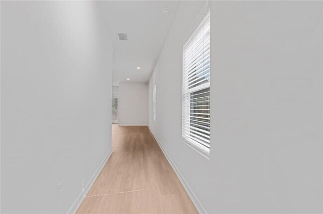 Building Photo - 144 Belldown Ct