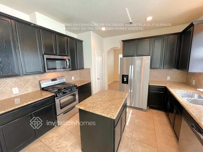 Building Photo - 3434 Tulip Trace Dr