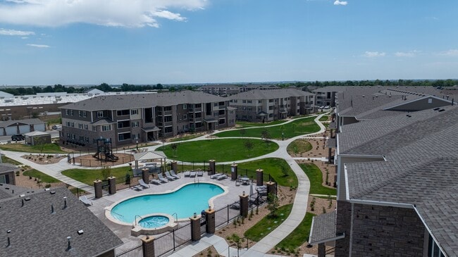 Picture of Apartments for Rent with High Ceilings Near Regency Park | Apartments.com