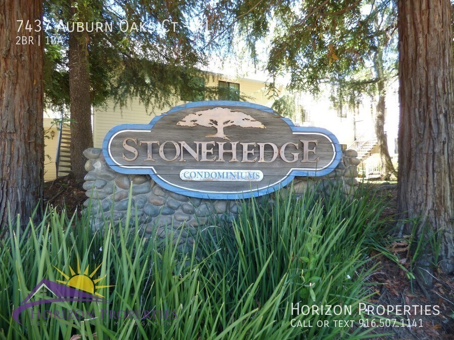 Primary Photo - 2 Bed 1 Bath 861 sqft 2nd floor Citrus Hei...