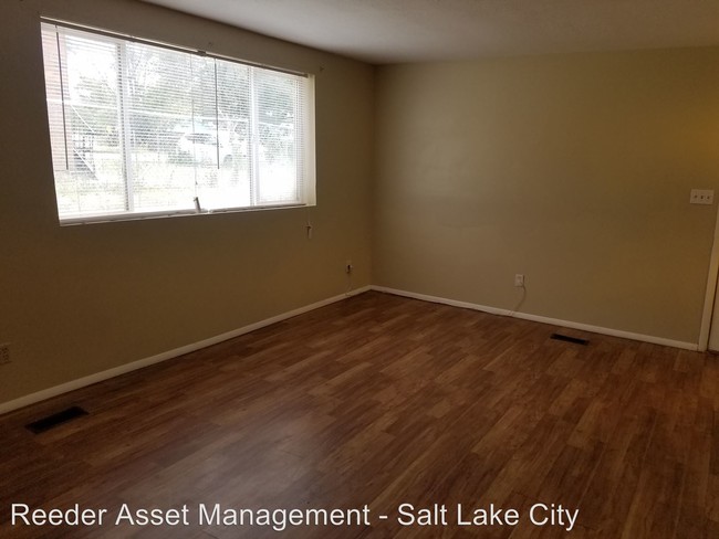 Building Photo - 1804 W 400 N