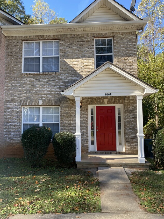 Foto principal - 1061 Scott St SE