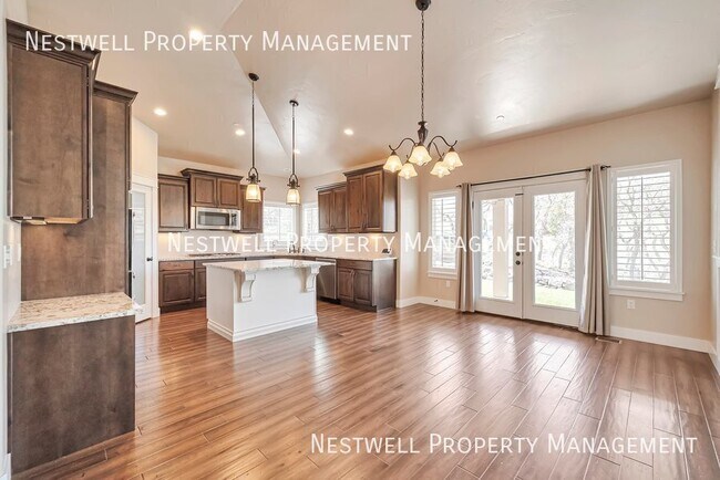 Building Photo - 15158 Tall Woods Dr