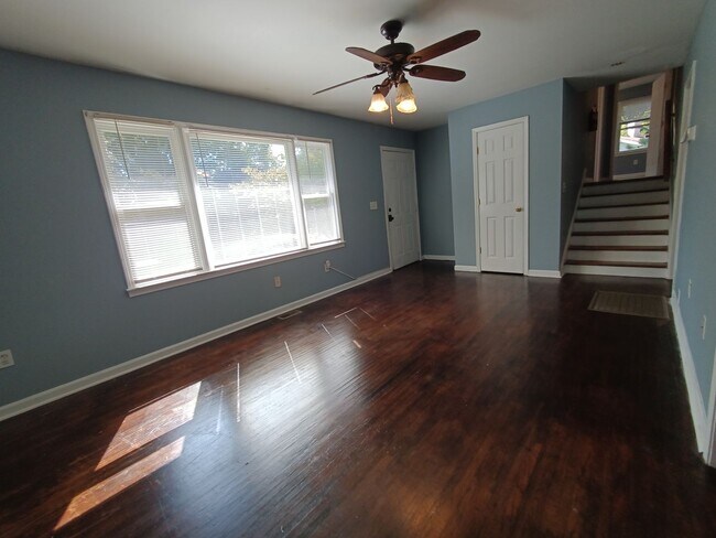 Foto del edificio - Half off first month rent move in special