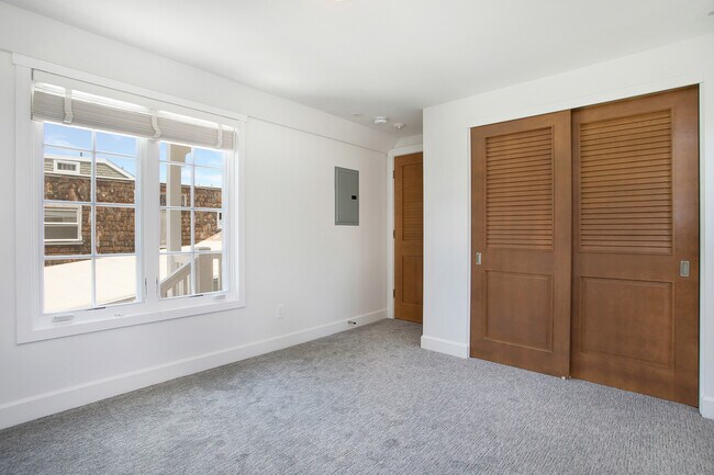 Foto del edificio - 5-205 Agate Ave
