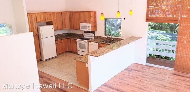Building Photo - 3 br, 2 bath House - 1500 Kalaniiki Street...