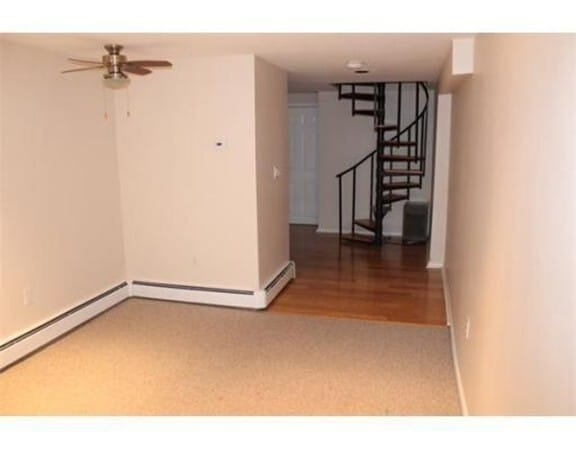 Building Photo - 188 W 7th St