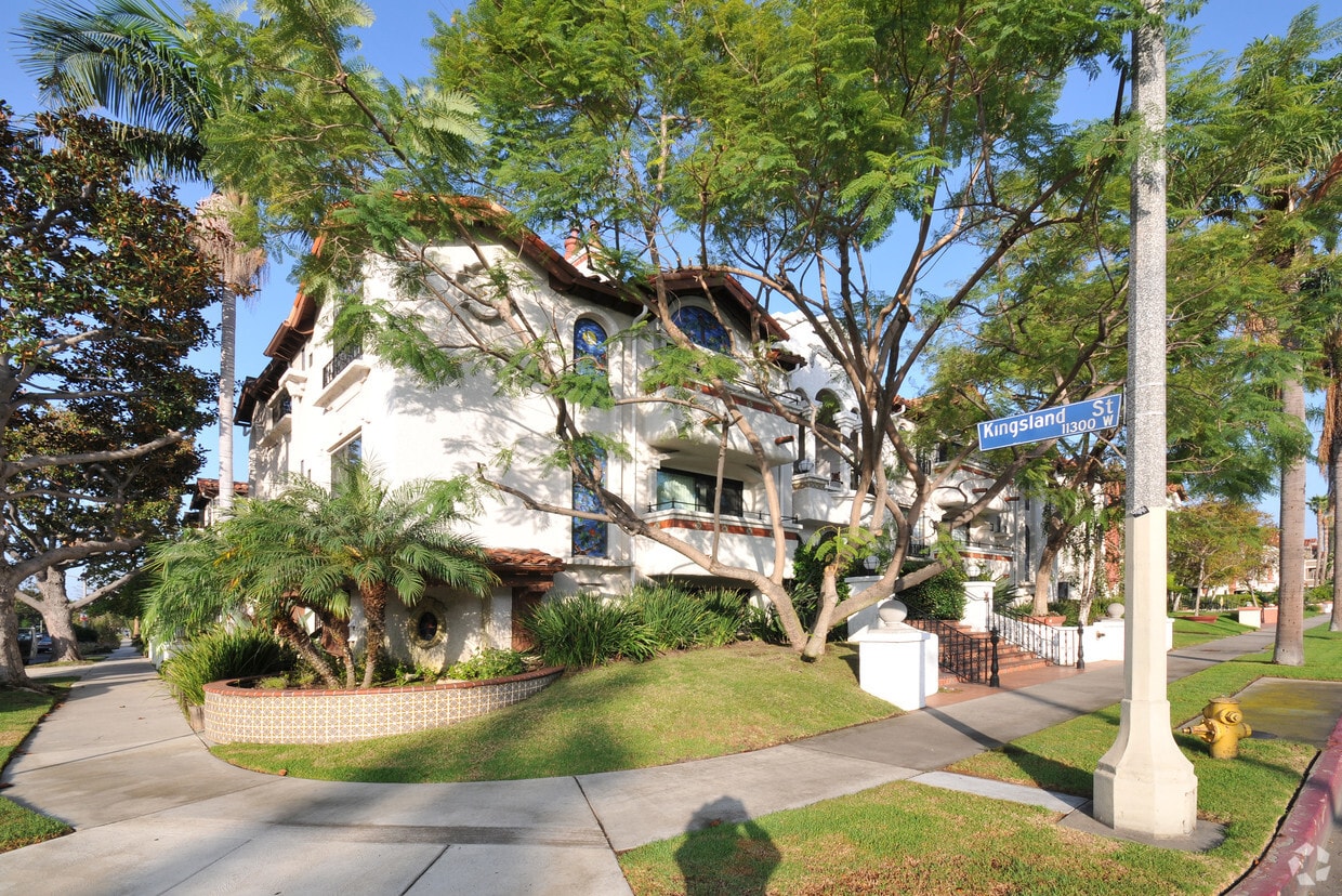 Primary Photo - 3291 Sawtelle Blvd