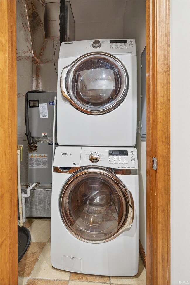 Foto del edificio - 110 W 6th St