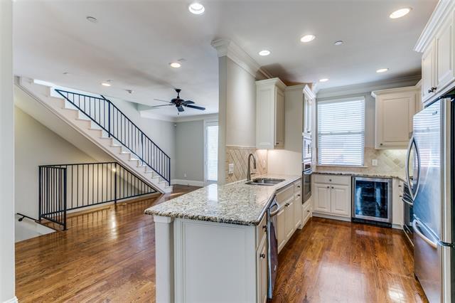 Building Photo - 4148 Grassmere Ln