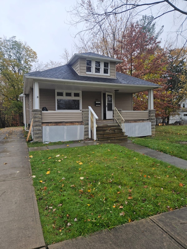 Photo - 5171 Charles St (Maple Heights, OH)