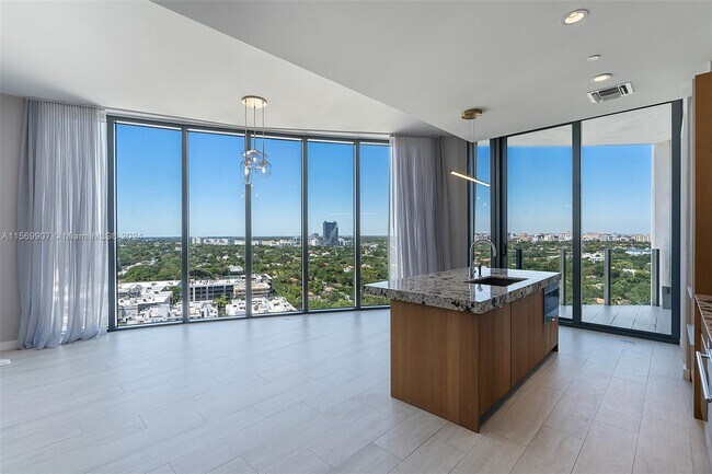 Foto del edificio - 2831 S Bayshore Dr