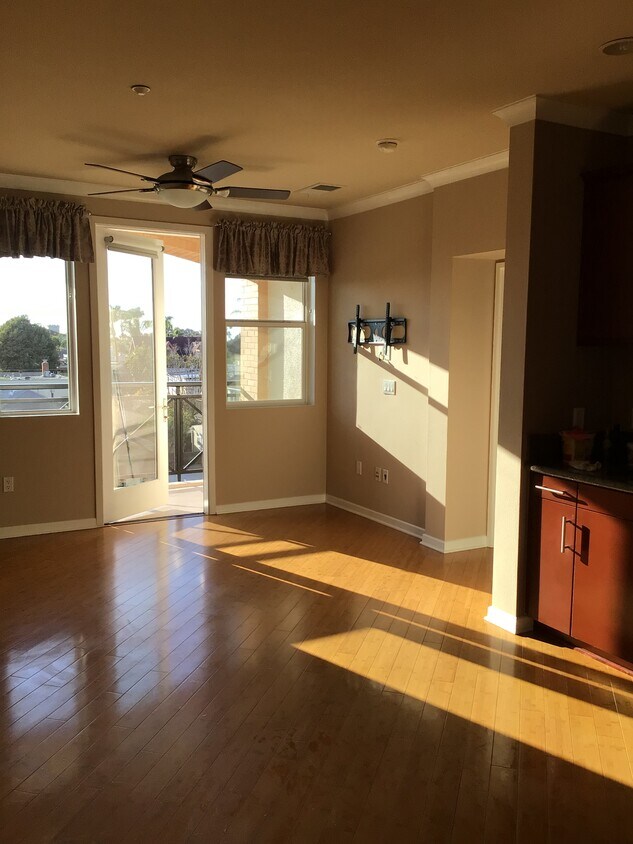 Living Room - 3687 4th Ave