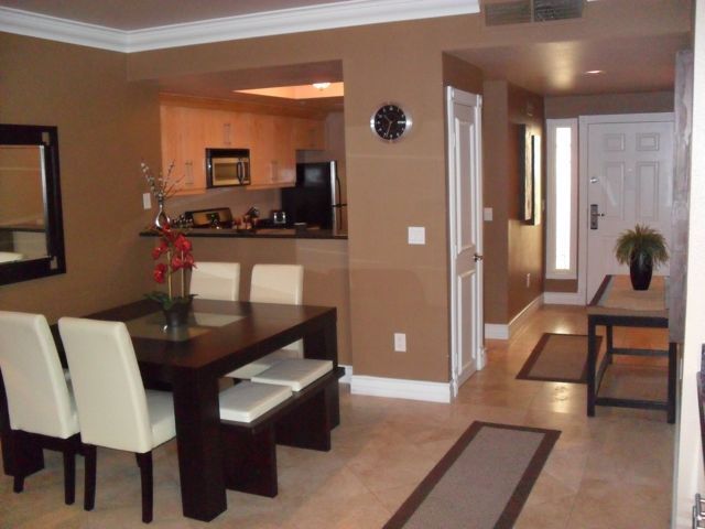 Foto del edificio - Meridian 2Bdr/2Bath Luxury Condo w/Den, Valencia floor plan.