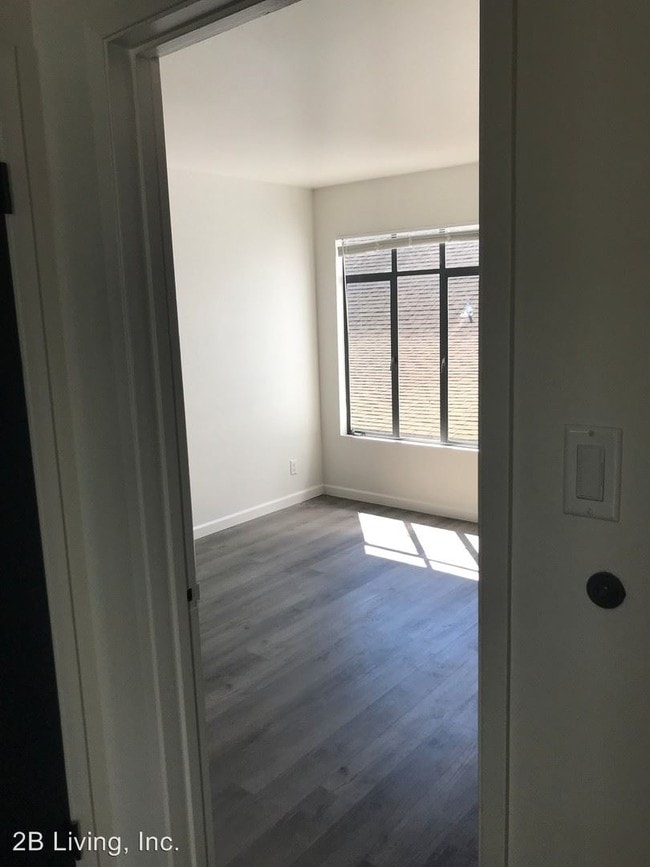 Building Photo - 60 28th St