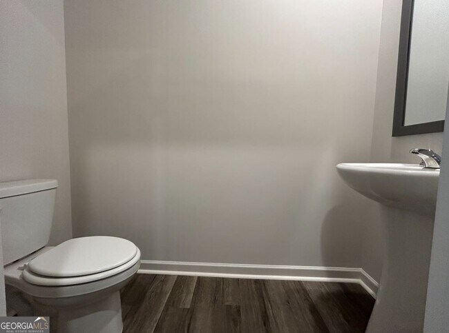 Foto del edificio - 18 Silverbell Ln NW