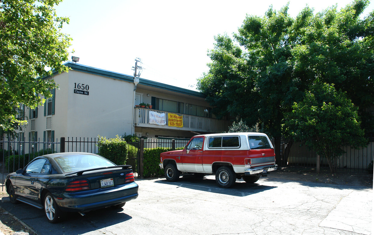 Foto del edificio - 1648 Clayton Rd
