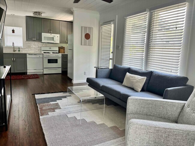 Foto del edificio - 480 23rd Ave N