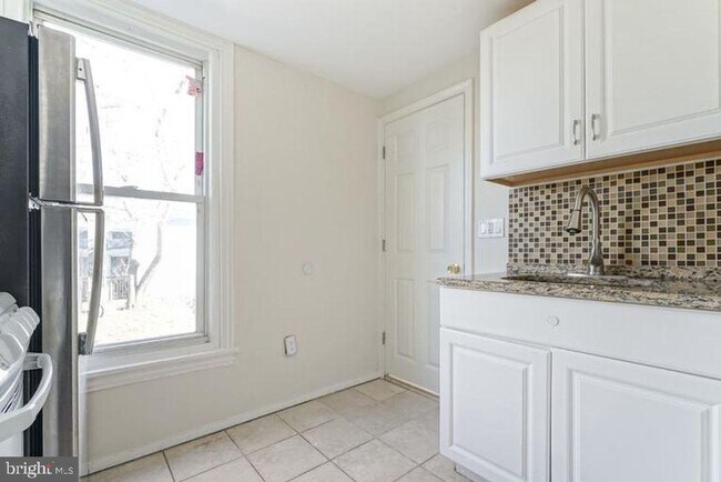 Foto del edificio - Beautiful studio in a great Manayunk location