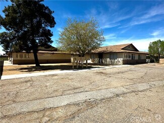 Building Photo - 11665 White Ave