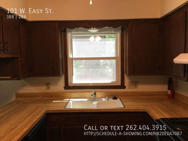 Foto del edificio - 3 Bedroom 1.5 bath townhome $200.00 Holida...