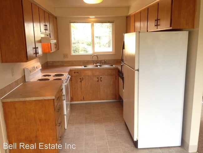Building Photo - 3 br, 1 bath House - 2134 Delta Street
