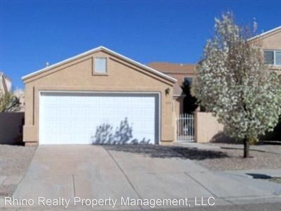 Primary Photo - 2 br, 2 bath House - 490 Camino Del Rey SW
