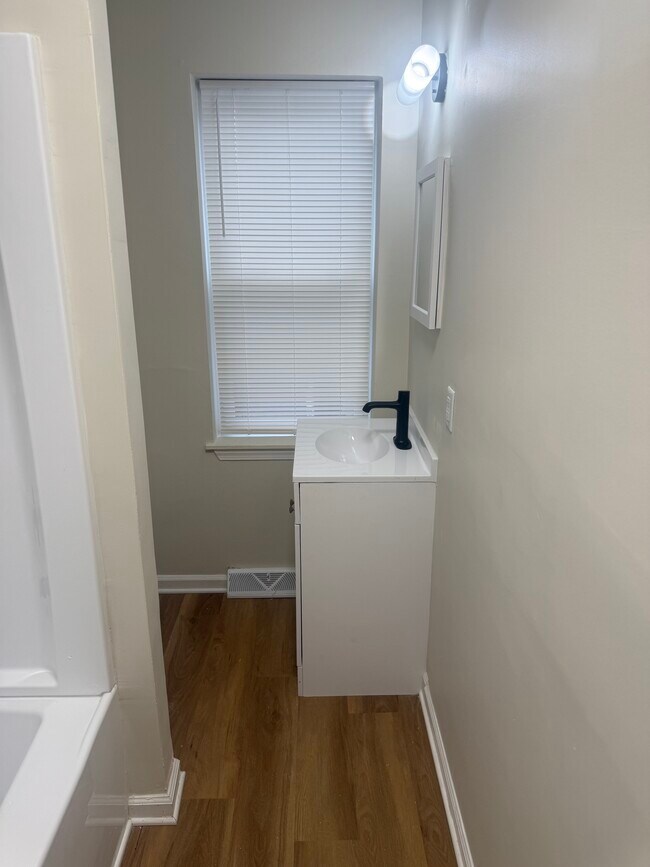 Foto del edificio - 2808 N Jefferson St