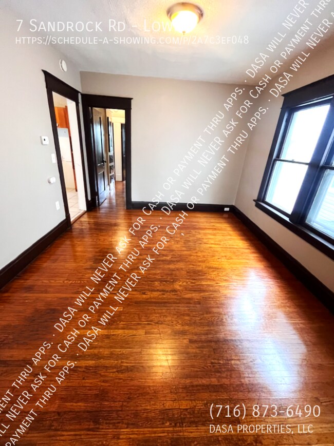 Foto del edificio - 7 Sandrock Rd