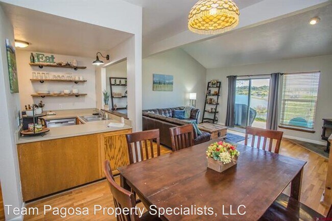 Foto del edificio - 2 br, 1.5 bath House - 5584 CR. 600 Unit #104