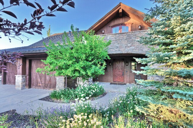 Building Photo - 8544 Ranch Club Ct