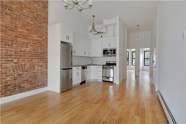 Foto del edificio - 1397 Dean St