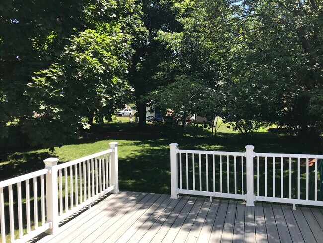 Foto del edificio - 142 Holden St