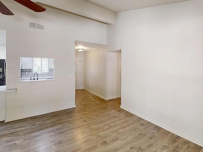 Foto del edificio - 6314 N Barcus Ave
