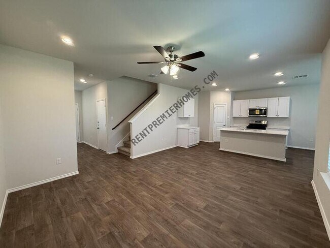 Building Photo - 15531 Peppercorn Isle
