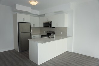 Building Photo - 1000 Lackner Blvd