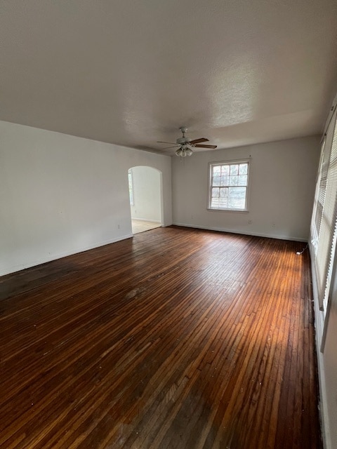 Foto del edificio - 2425 N Lynwood Dr