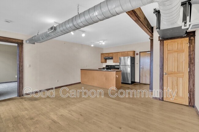 Building Photo - 346 Connecticut St