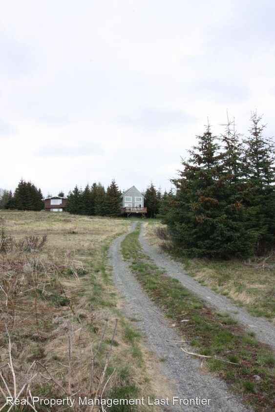 Studio, 0.5 bath House 63844 Katamar Dr House for Rent in Homer, AK