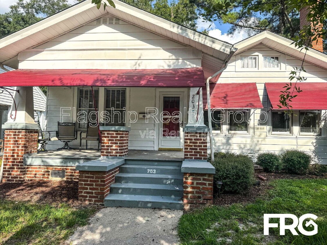 Photo - 203 S Eastern St