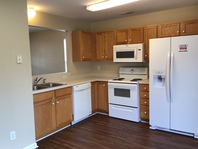 Foto del edificio - 1504 Linden Lane