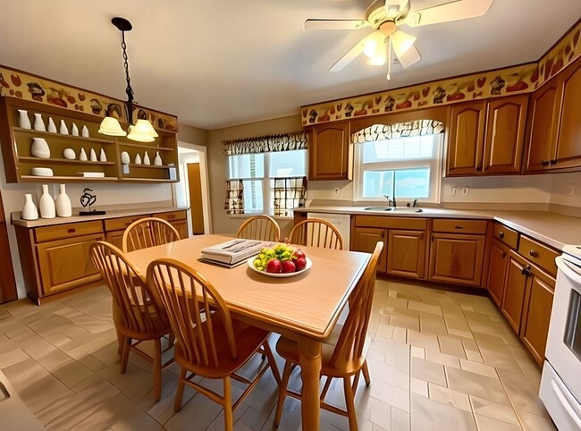 Building Photo - 3 Bedroom 2 Bathroom in Annville w/Huge Ga...