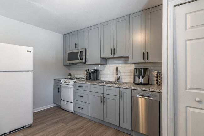 Foto del edificio - 4305 NW 56th St