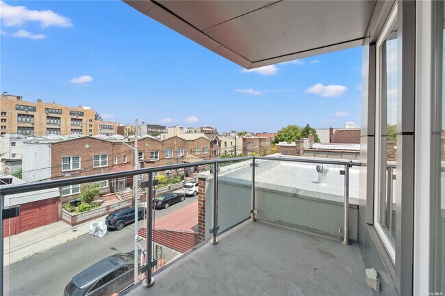 Foto del edificio - 28-57-57 45th St