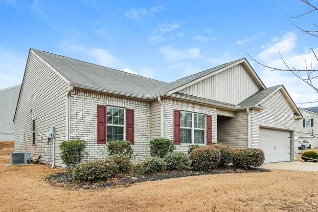 Building Photo - 141 Ivey Meadow Dr