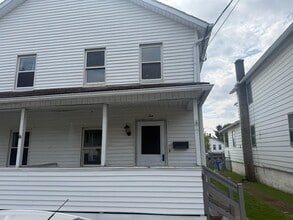 Building Photo - 10 Pugh St